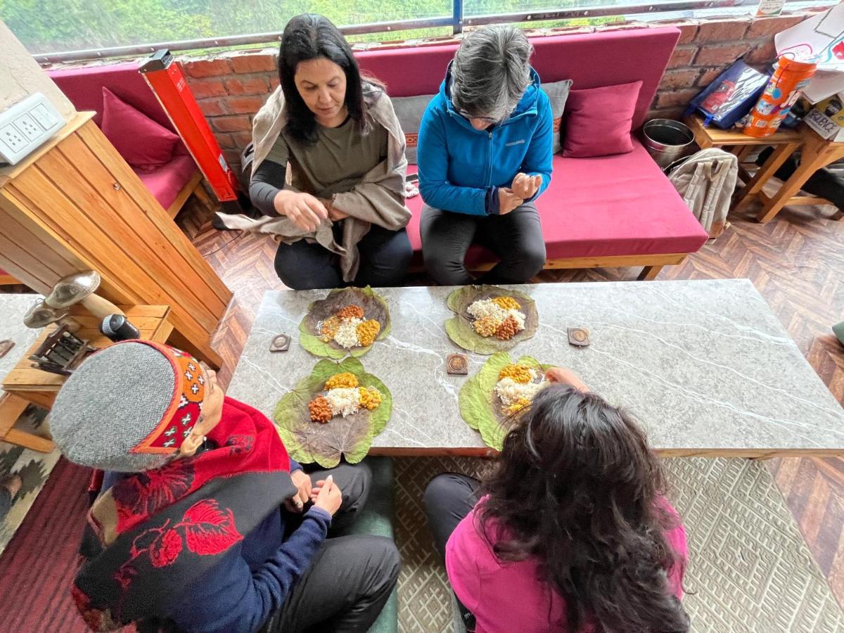 Thepahadians Food & Stay Jibhi Dış mekan fotoğraf