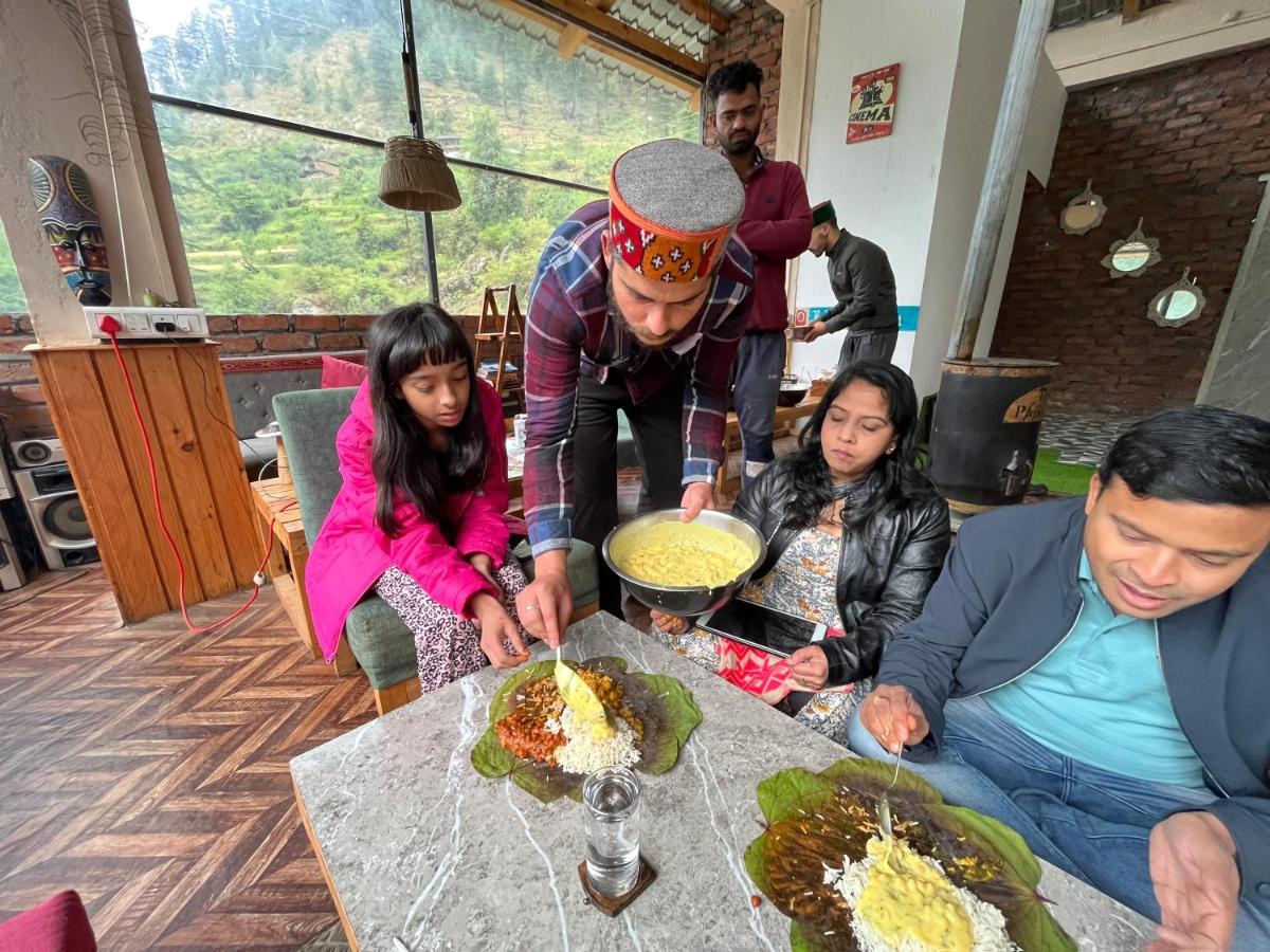 Thepahadians Food & Stay Jibhi Dış mekan fotoğraf
